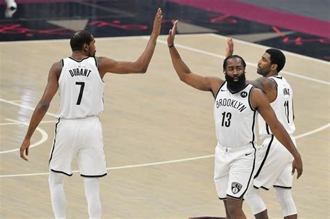 Brooklyn Nets'in Şampiyonluk Yolculuğu: Zorlu Rakipler Bekliyor