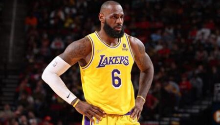 Los Angeles Lakers’ın Transfer Gündemi, Yıldız Takviyeler Yolda mı?
